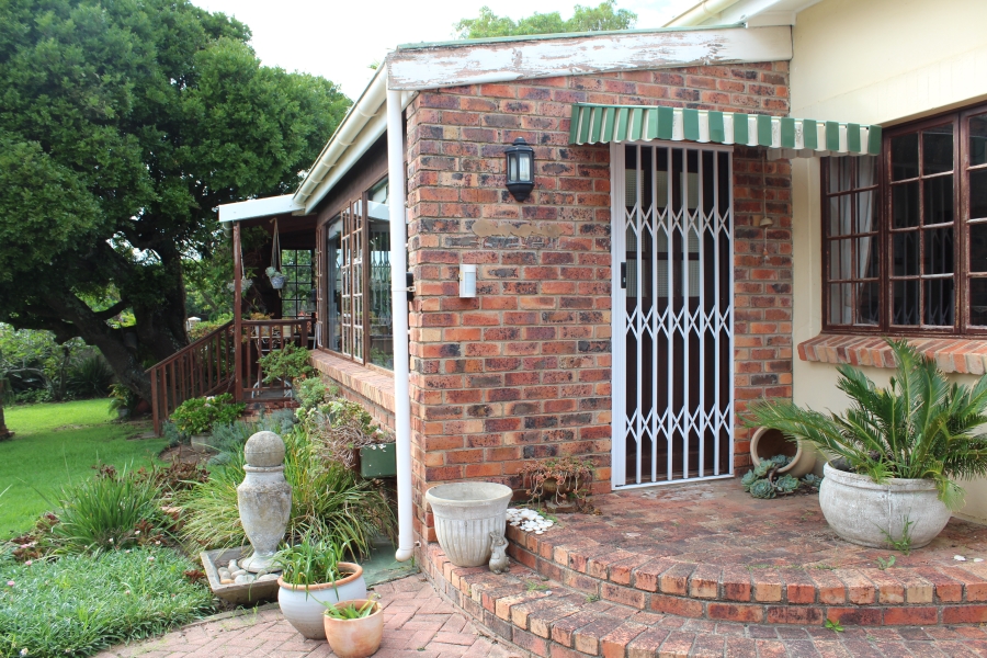 2 Bedroom Property for Sale in West Bank Eastern Cape